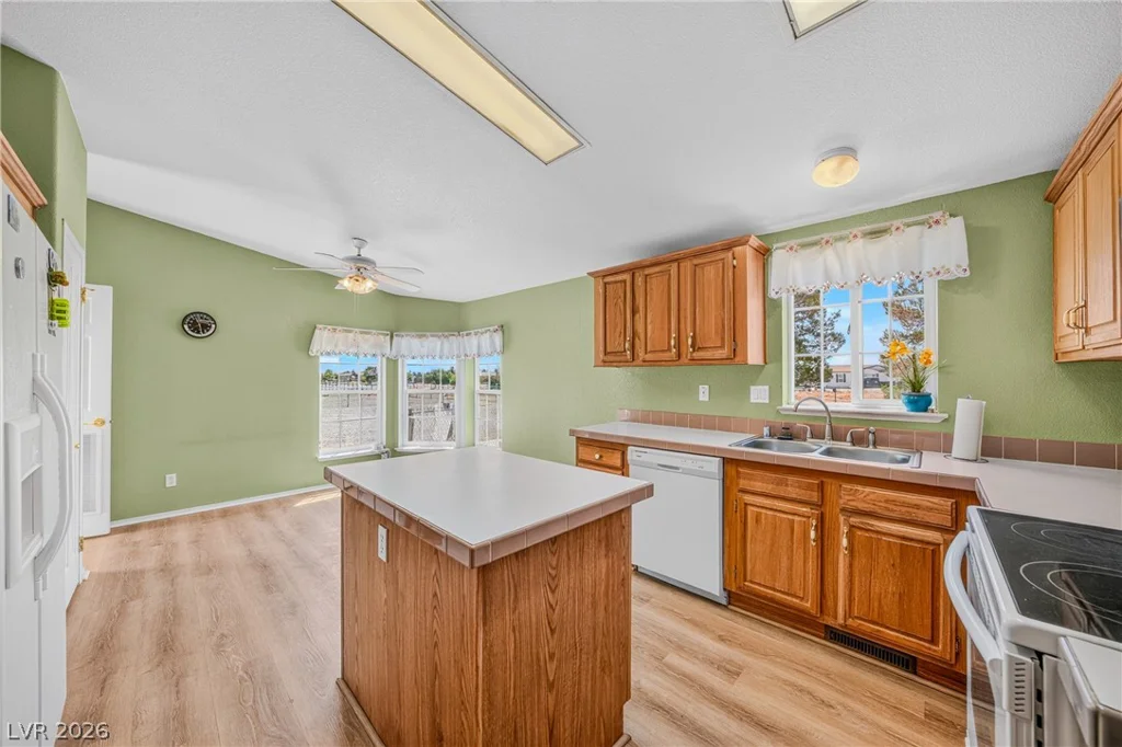 3360 Palm, Pahrump, NV 89060
