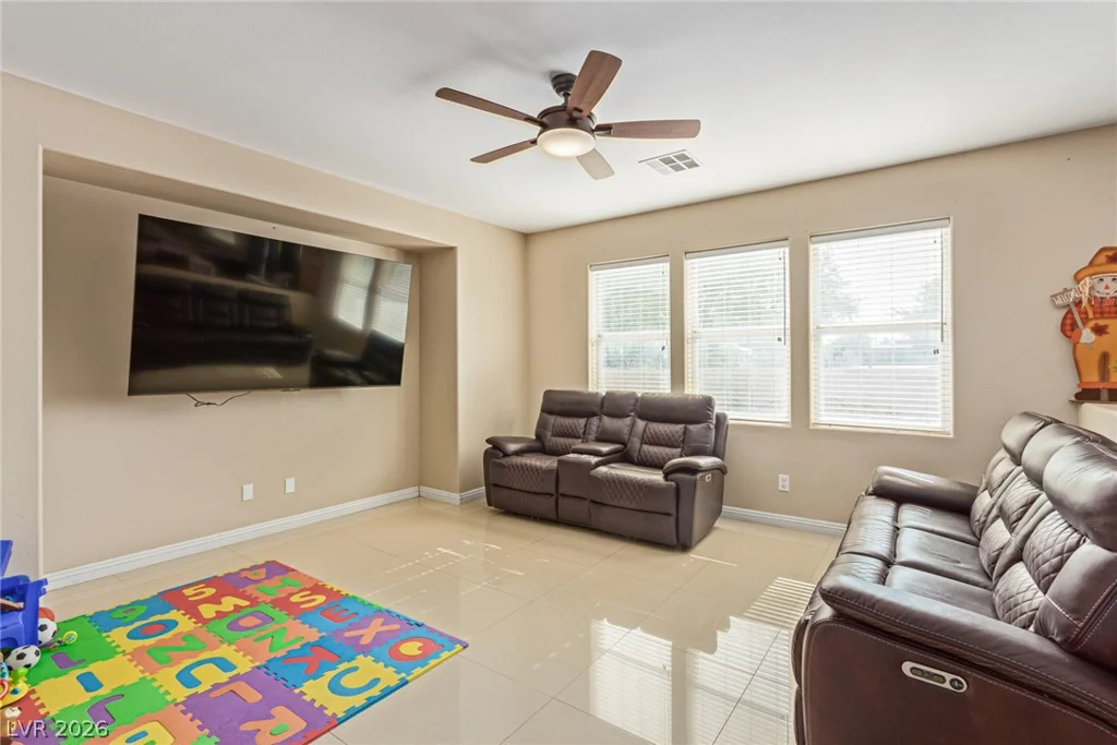 2621 Rainbow Glow, North Las Vegas, NV 89030