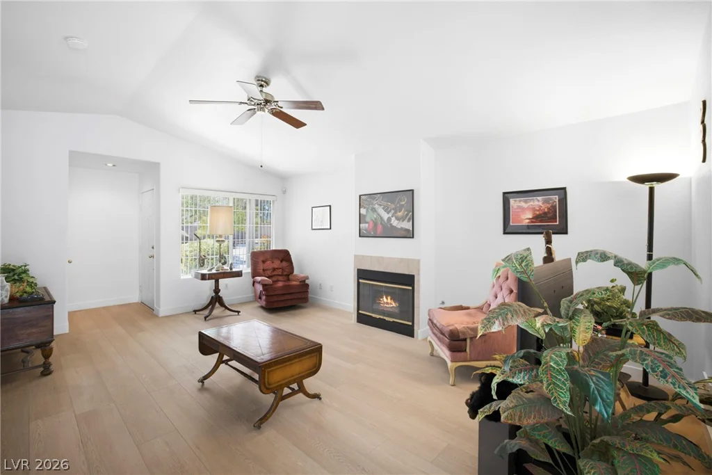 5449 Bugle, Las Vegas, NV 89108