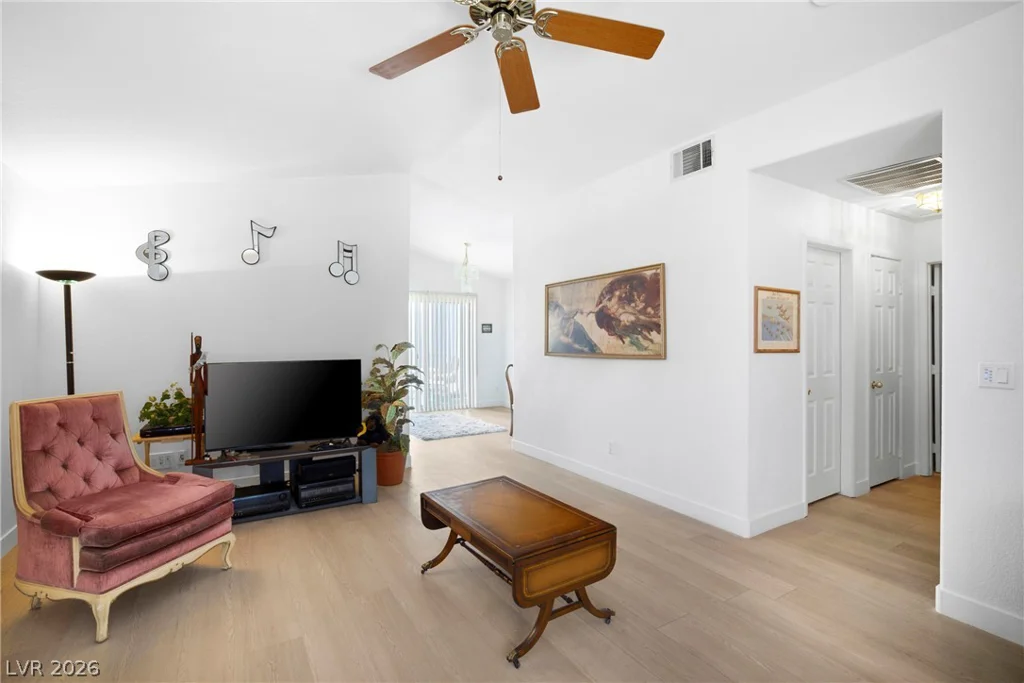 5449 Bugle, Las Vegas, NV 89108