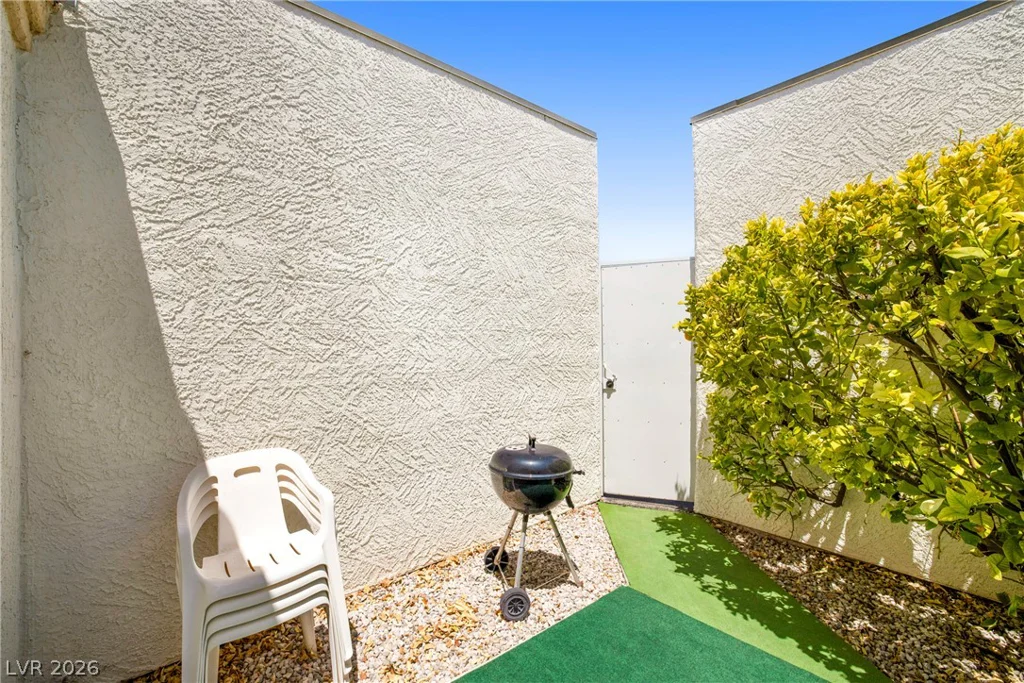 5449 Bugle, Las Vegas, NV 89108