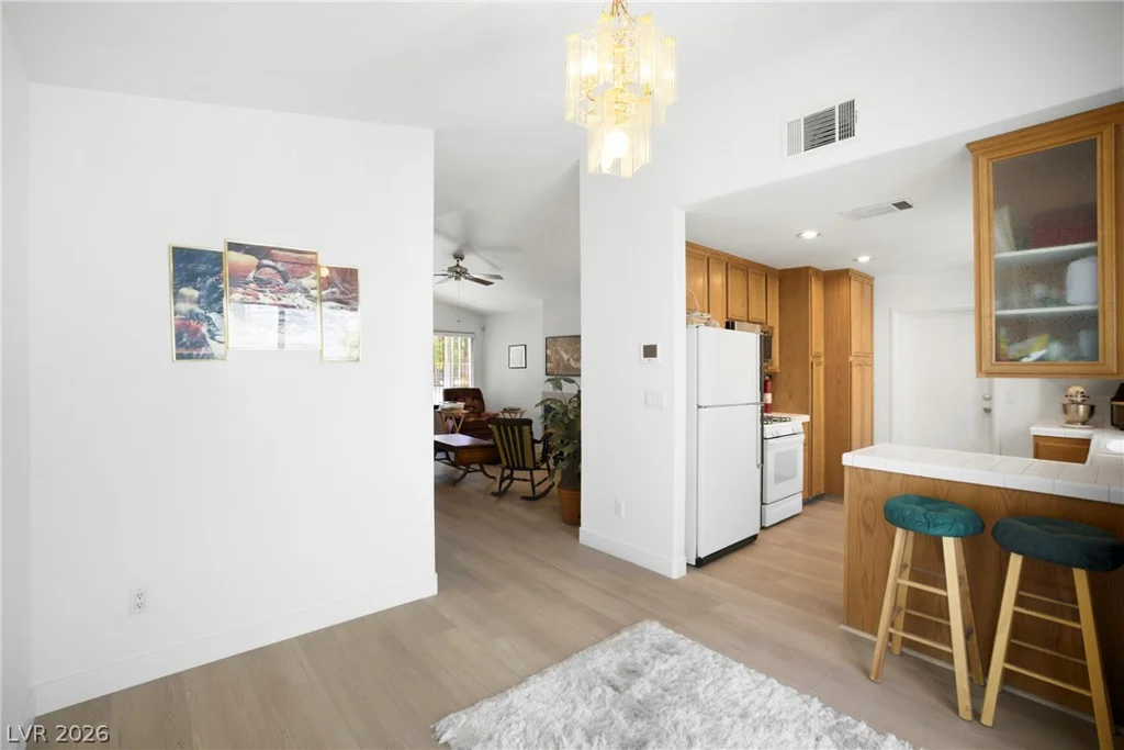 5449 Bugle, Las Vegas, NV 89108