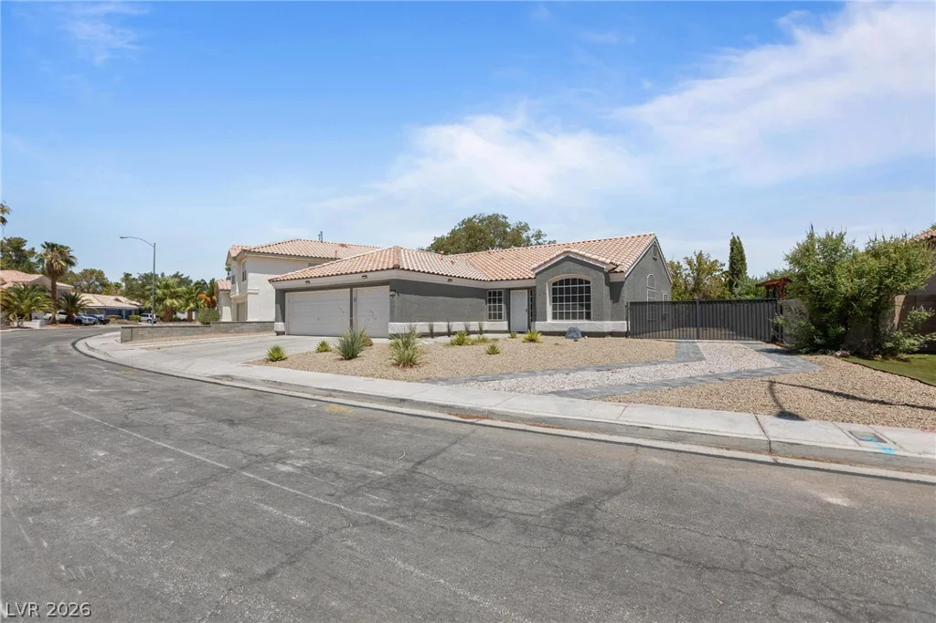 7620 Hartwell, Las Vegas, NV 89123