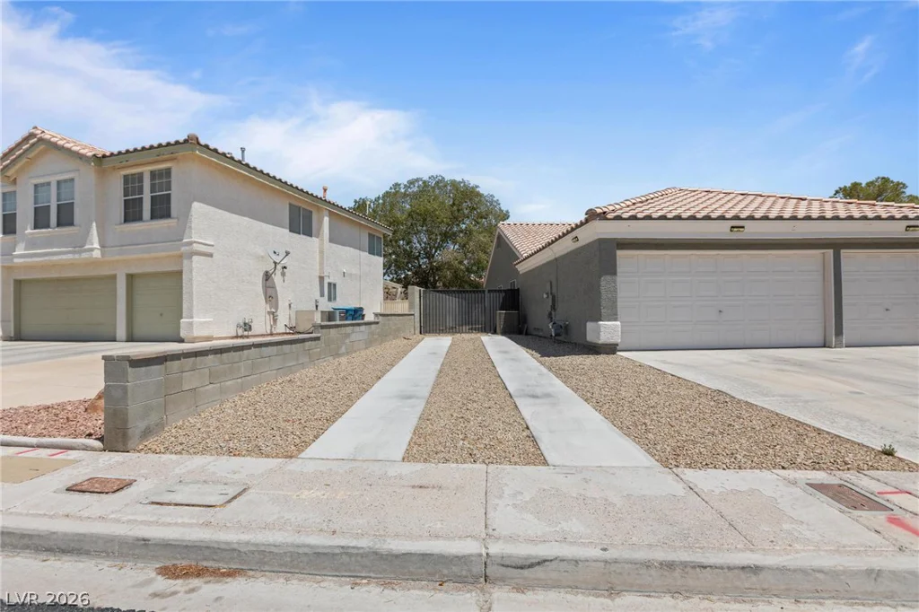 7620 Hartwell, Las Vegas, NV 89123