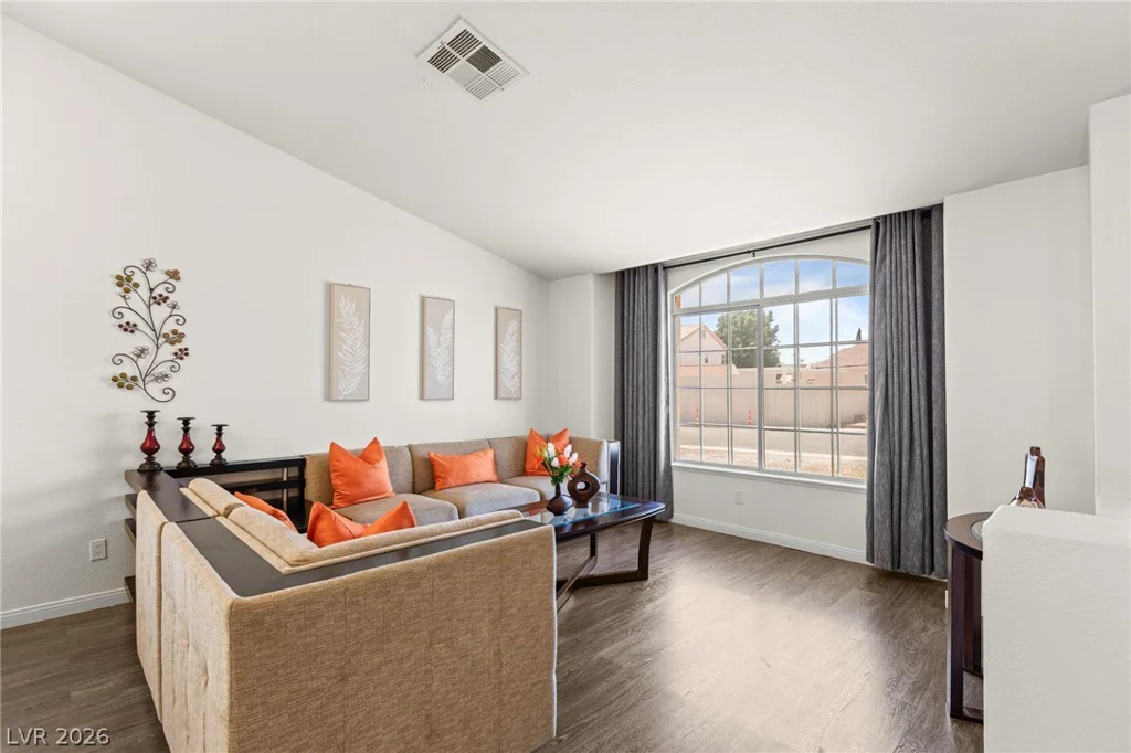 7620 Hartwell, Las Vegas, NV 89123