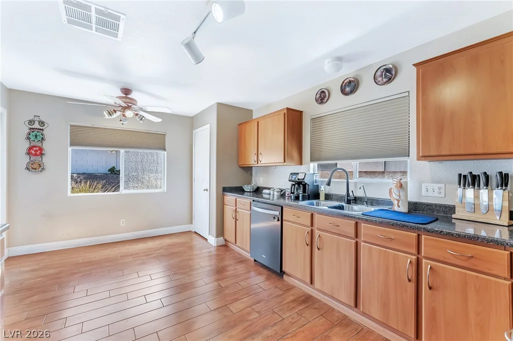477 Waterwheel Falls, Henderson, NV 89015