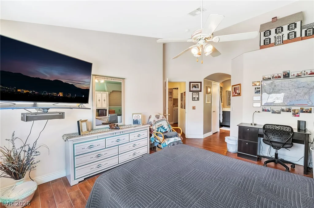477 Waterwheel Falls, Henderson, NV 89015