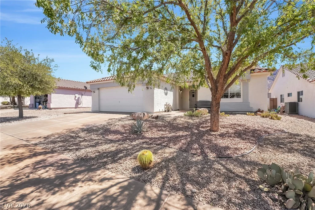477 Waterwheel Falls, Henderson, NV 89015