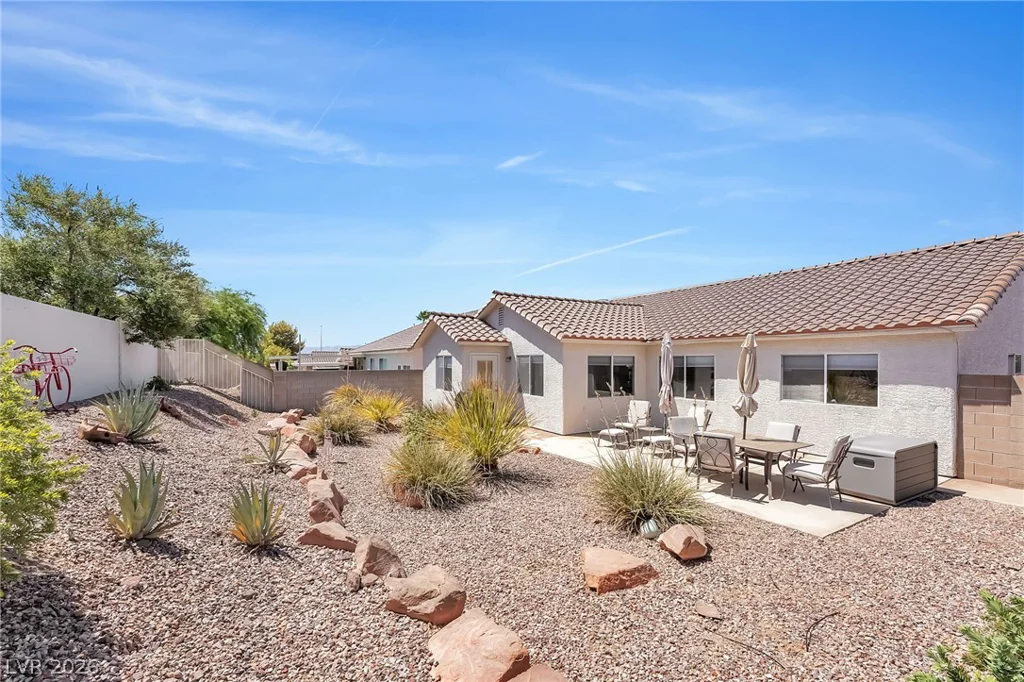 477 Waterwheel Falls, Henderson, NV 89015