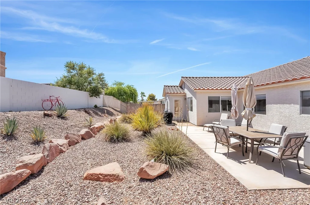 477 Waterwheel Falls, Henderson, NV 89015