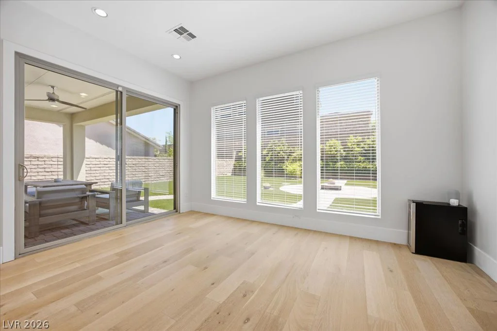 2720 Natural Rock, Las Vegas, NV 89138