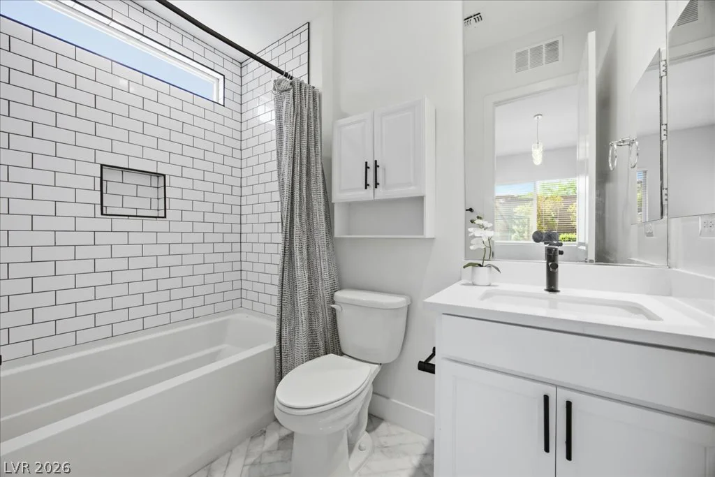 2720 Natural Rock, Las Vegas, NV 89138
