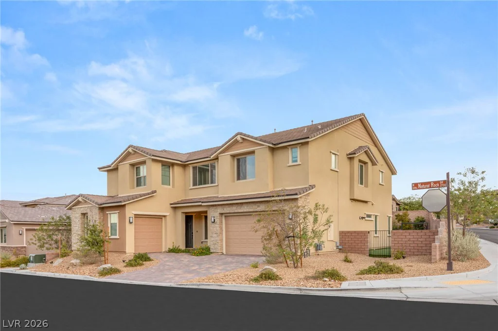 2720 Natural Rock, Las Vegas, NV 89138