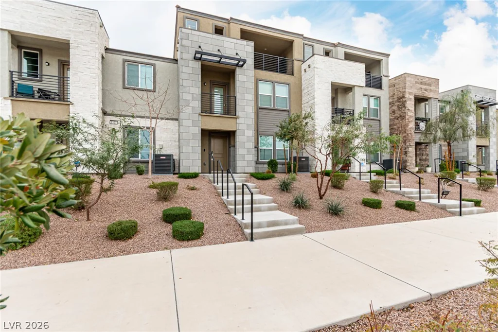 1111 Heliodor, Henderson, NV 89011