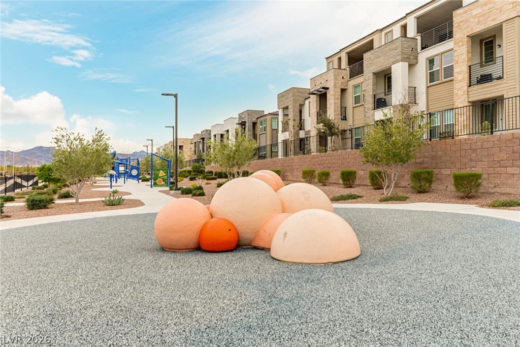 1111 Heliodor, Henderson, NV 89011