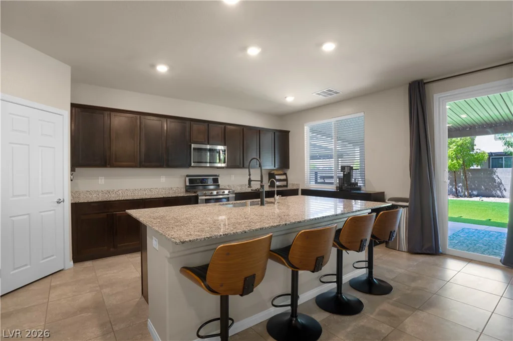 7709 Wishbone Falls, North Las Vegas, NV 89084