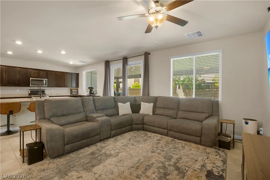 7709 Wishbone Falls, North Las Vegas, NV 89084