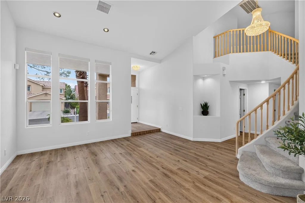 2021 Waterbury, Las Vegas, NV 89134