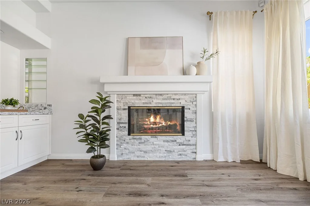 2021 Waterbury, Las Vegas, NV 89134