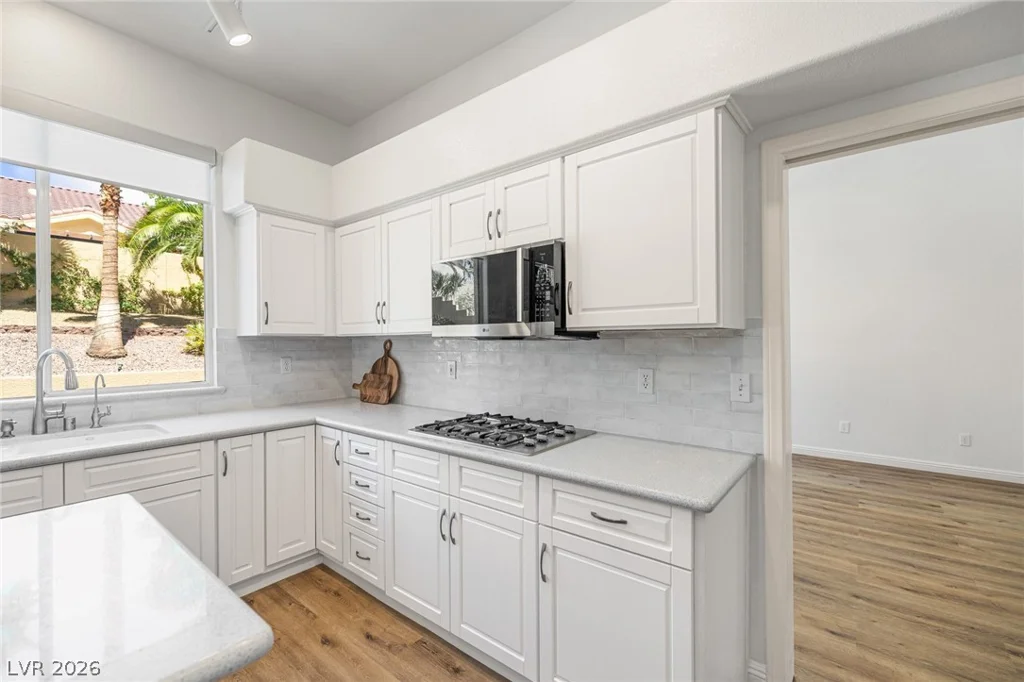 2021 Waterbury, Las Vegas, NV 89134
