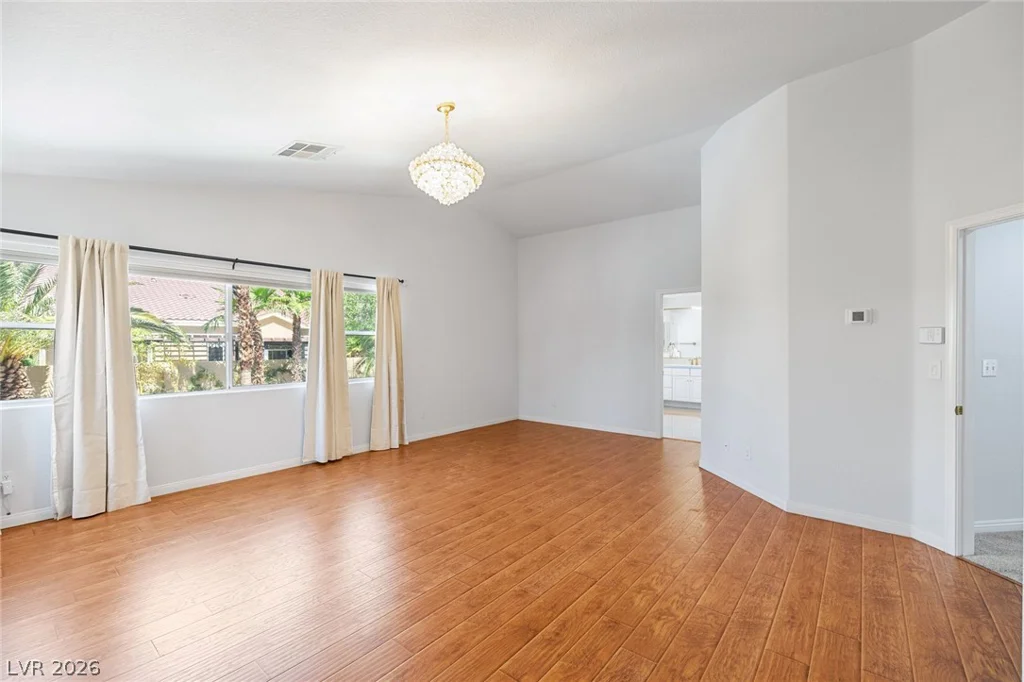 2021 Waterbury, Las Vegas, NV 89134