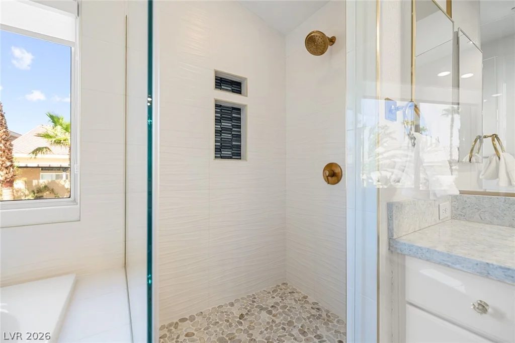 2021 Waterbury, Las Vegas, NV 89134