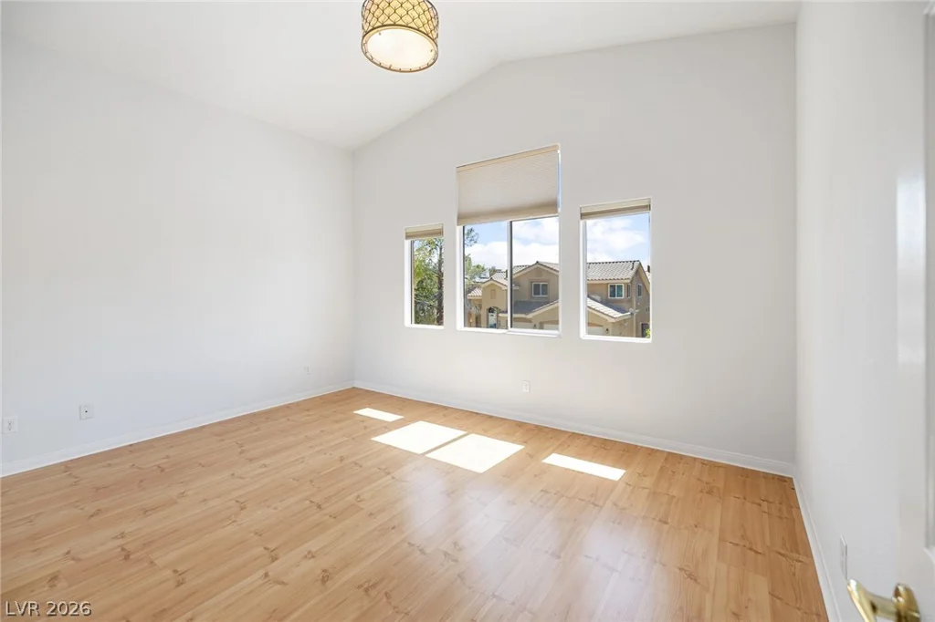 2021 Waterbury, Las Vegas, NV 89134