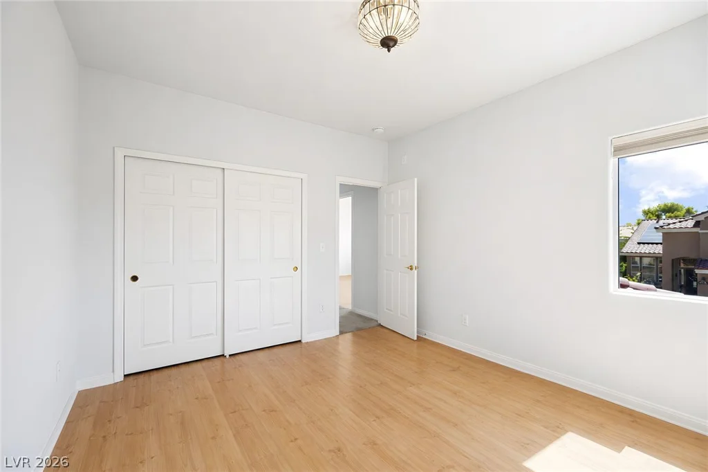 2021 Waterbury, Las Vegas, NV 89134