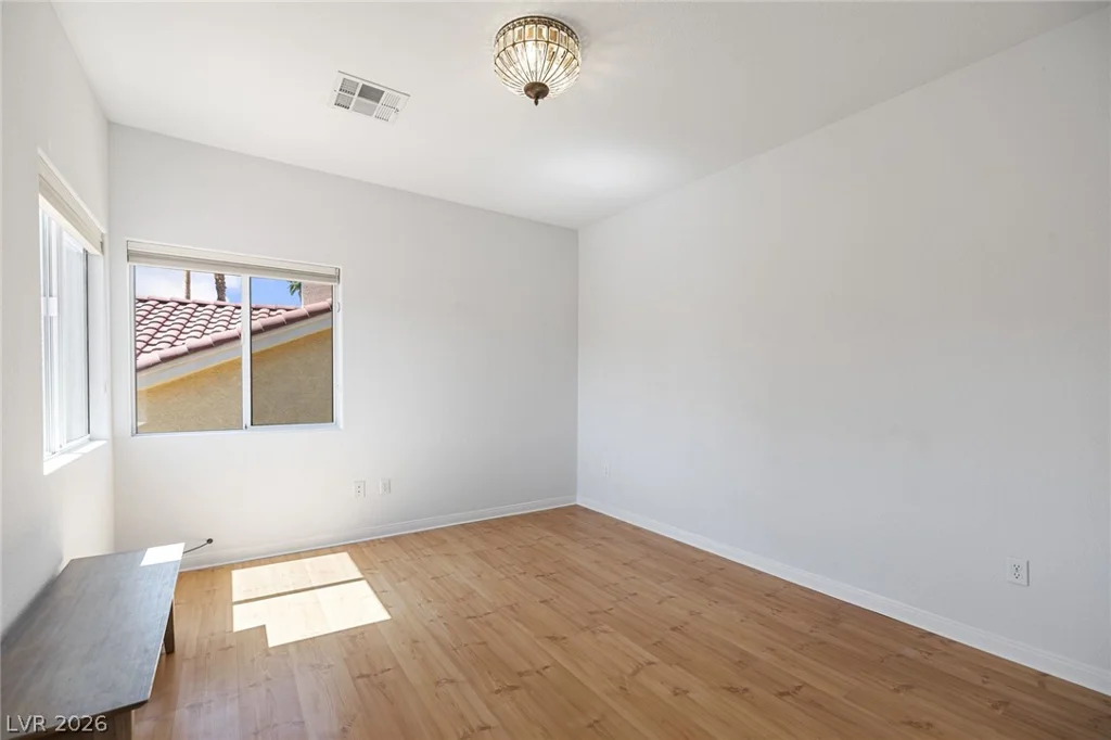 2021 Waterbury, Las Vegas, NV 89134