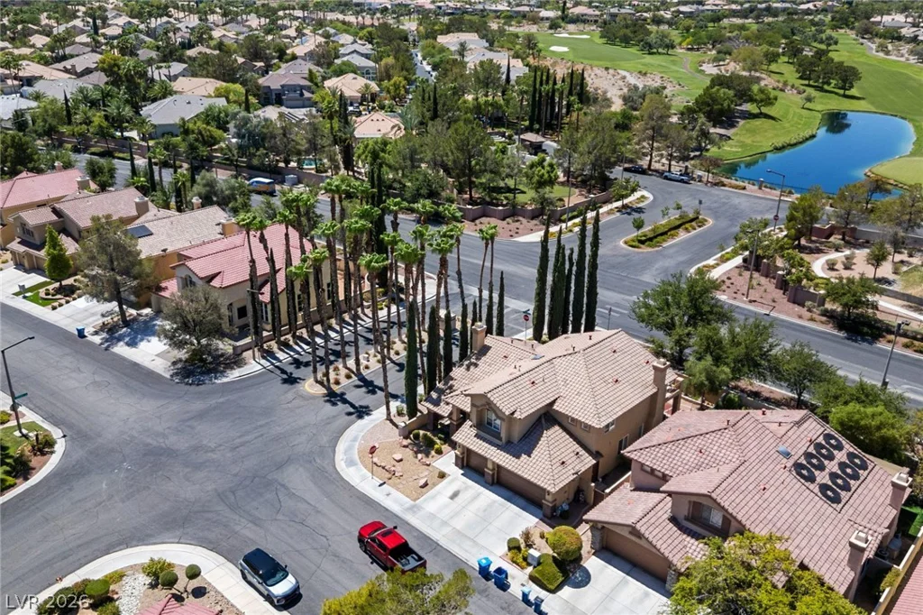 2021 Waterbury, Las Vegas, NV 89134