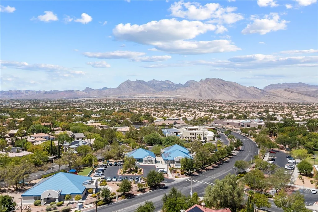 2021 Waterbury, Las Vegas, NV 89134