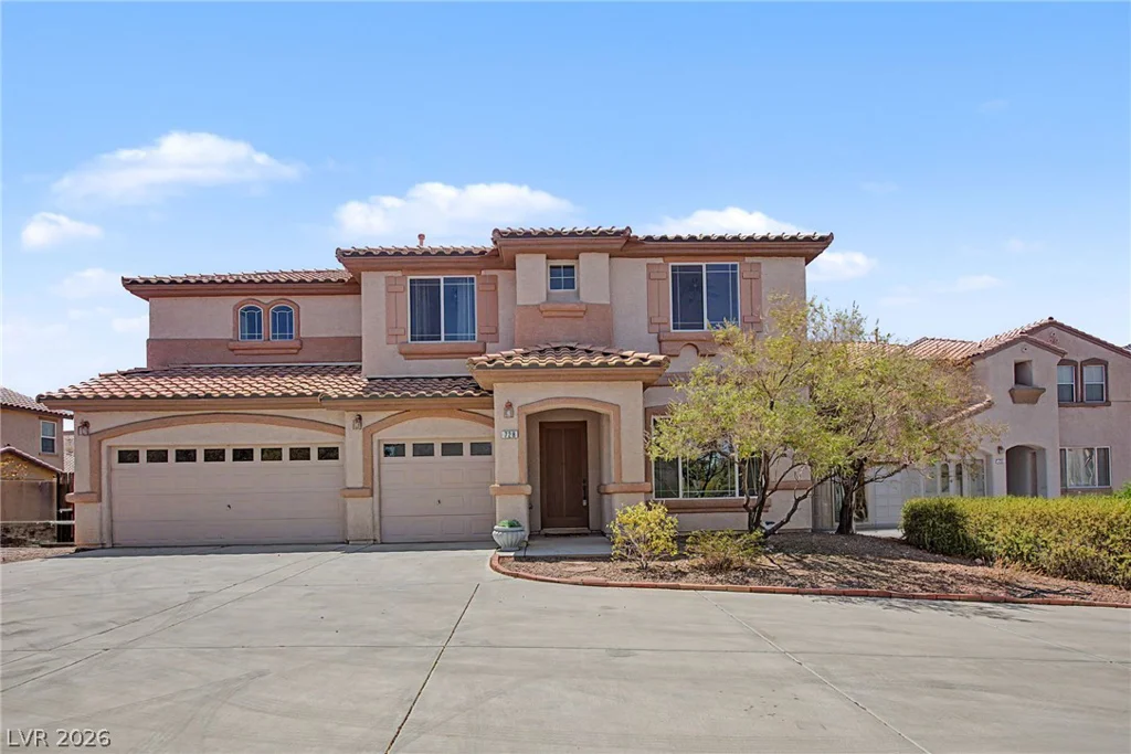 728 Blue Crystal Creek, Henderson, NV 89002