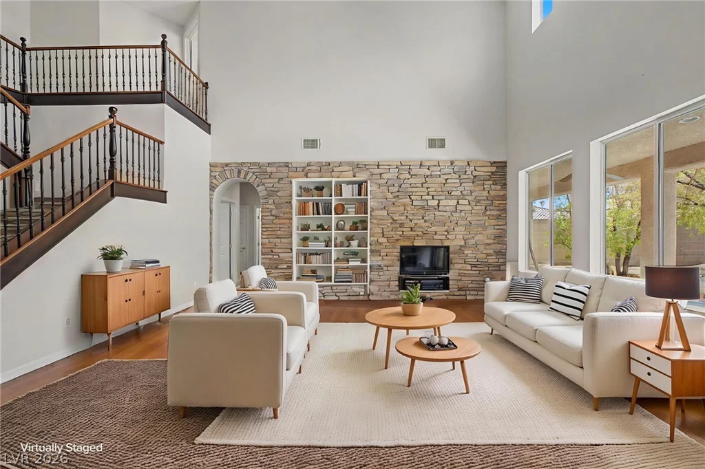 728 Blue Crystal Creek, Henderson, NV 89002