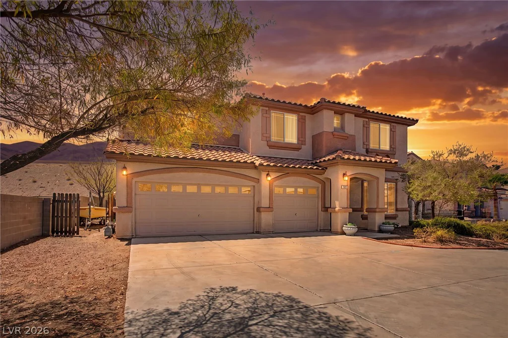728 Blue Crystal Creek, Henderson, NV 89002