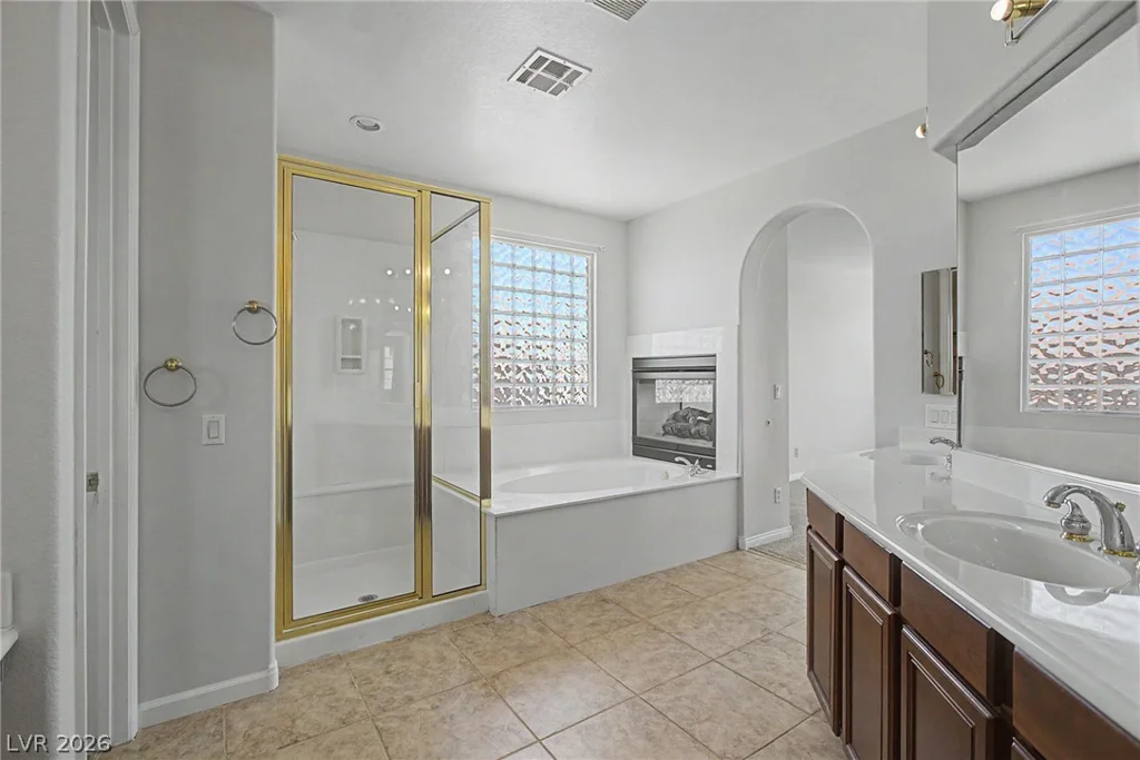 728 Blue Crystal Creek, Henderson, NV 89002
