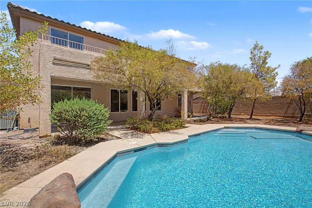 728 Blue Crystal Creek, Henderson, NV 89002