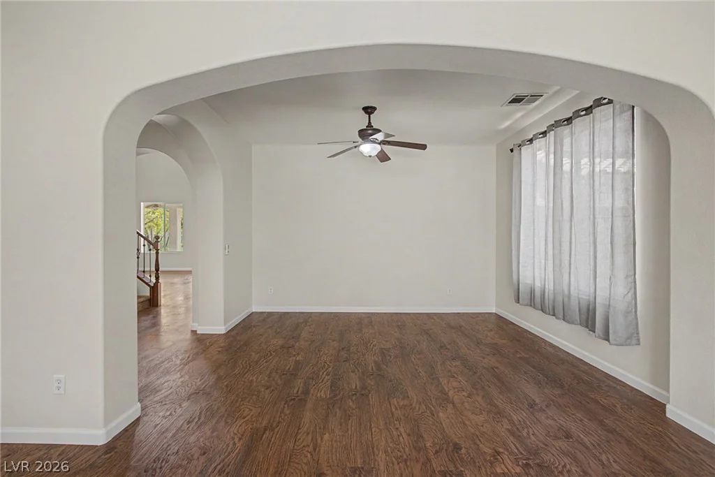 728 Blue Crystal Creek, Henderson, NV 89002