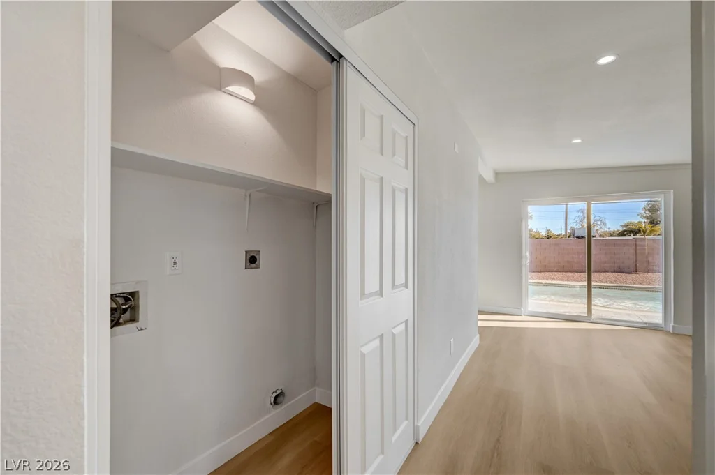 1209 Stout, Las Vegas, NV 89101