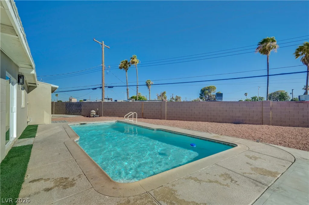1209 Stout, Las Vegas, NV 89101