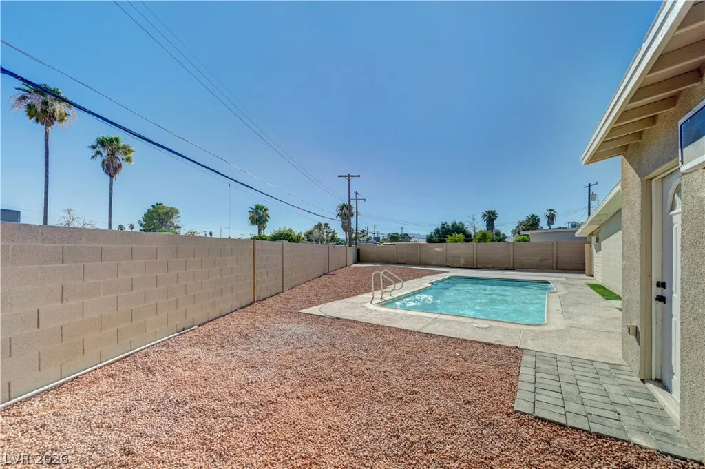 1209 Stout, Las Vegas, NV 89101