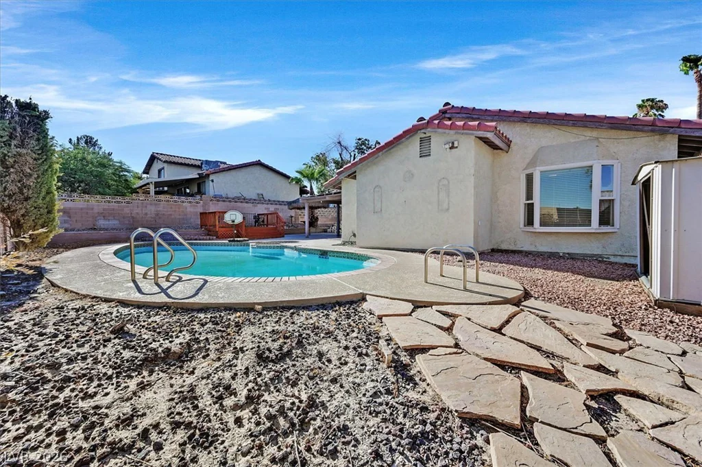 3864 Alice, Las Vegas, NV 89103