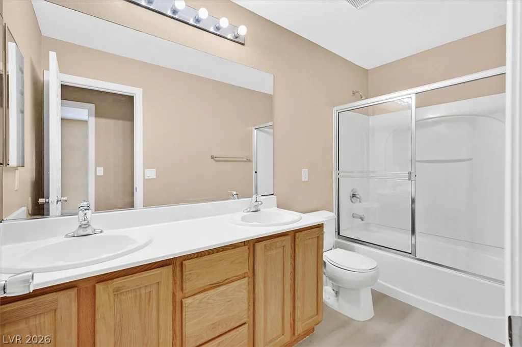 208 Tainted Berry, North Las Vegas, NV 89031