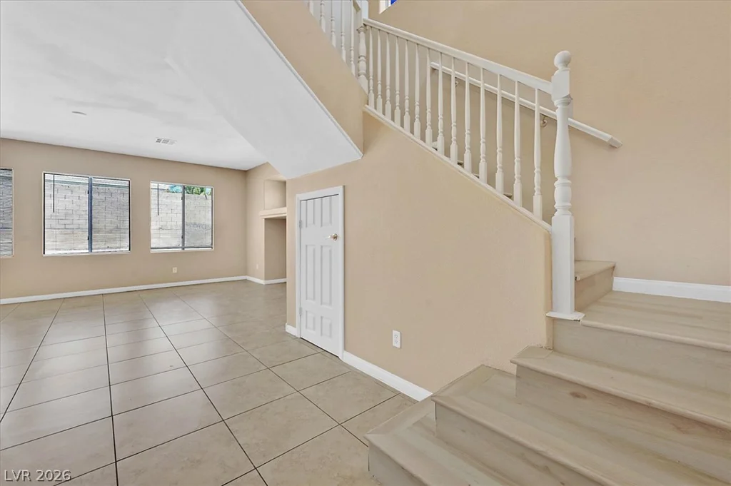 208 Tainted Berry, North Las Vegas, NV 89031