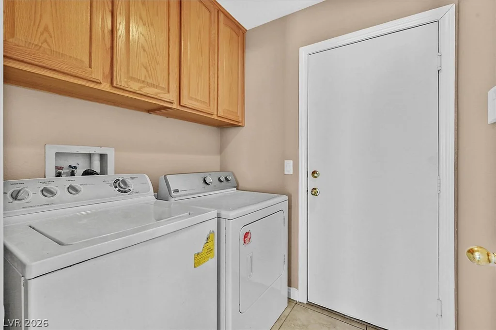 208 Tainted Berry, North Las Vegas, NV 89031