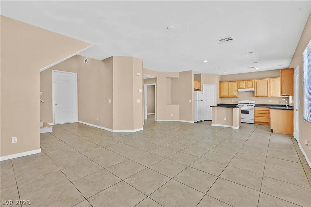 208 Tainted Berry, North Las Vegas, NV 89031