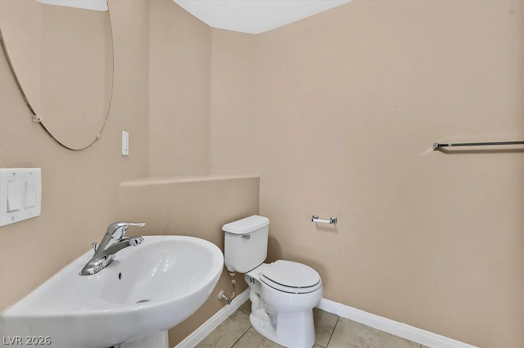 208 Tainted Berry, North Las Vegas, NV 89031