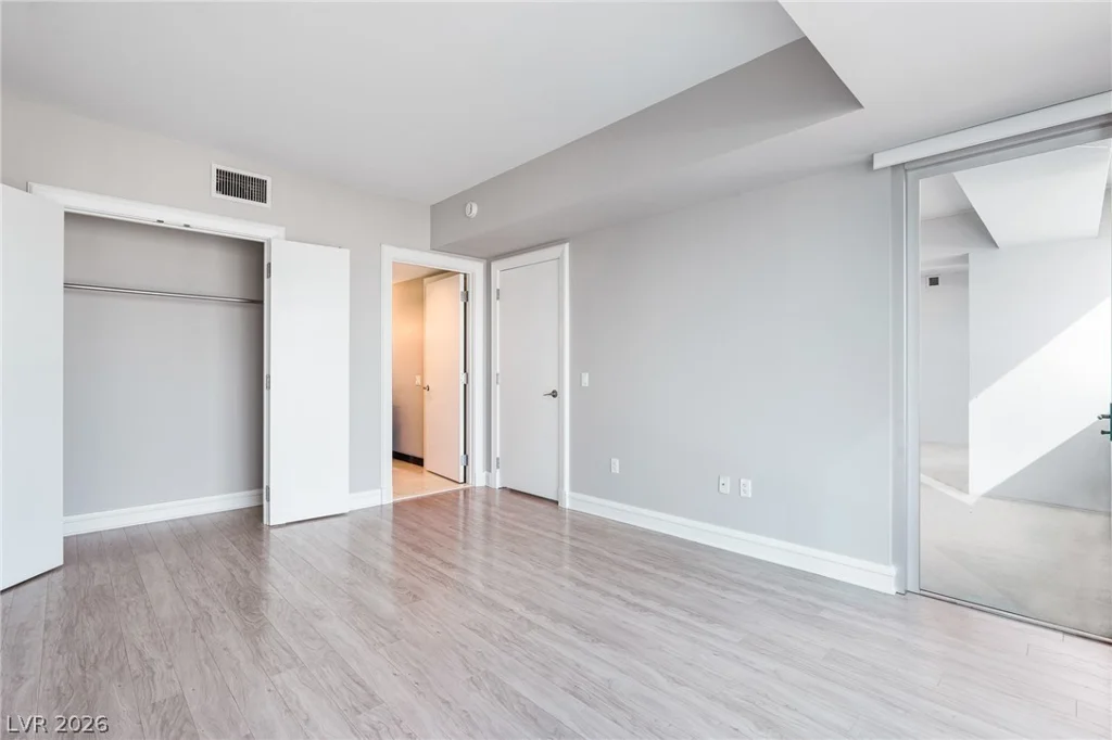 2700 Las Vegas, Las Vegas, NV 89109