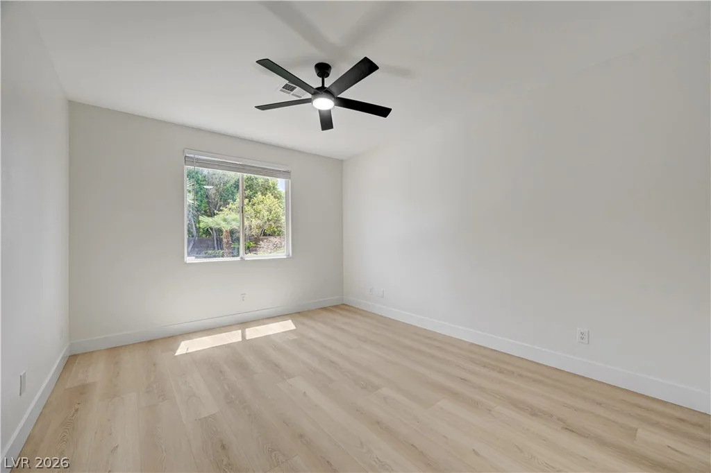 5817 Christine Falls, Las Vegas, NV 89130
