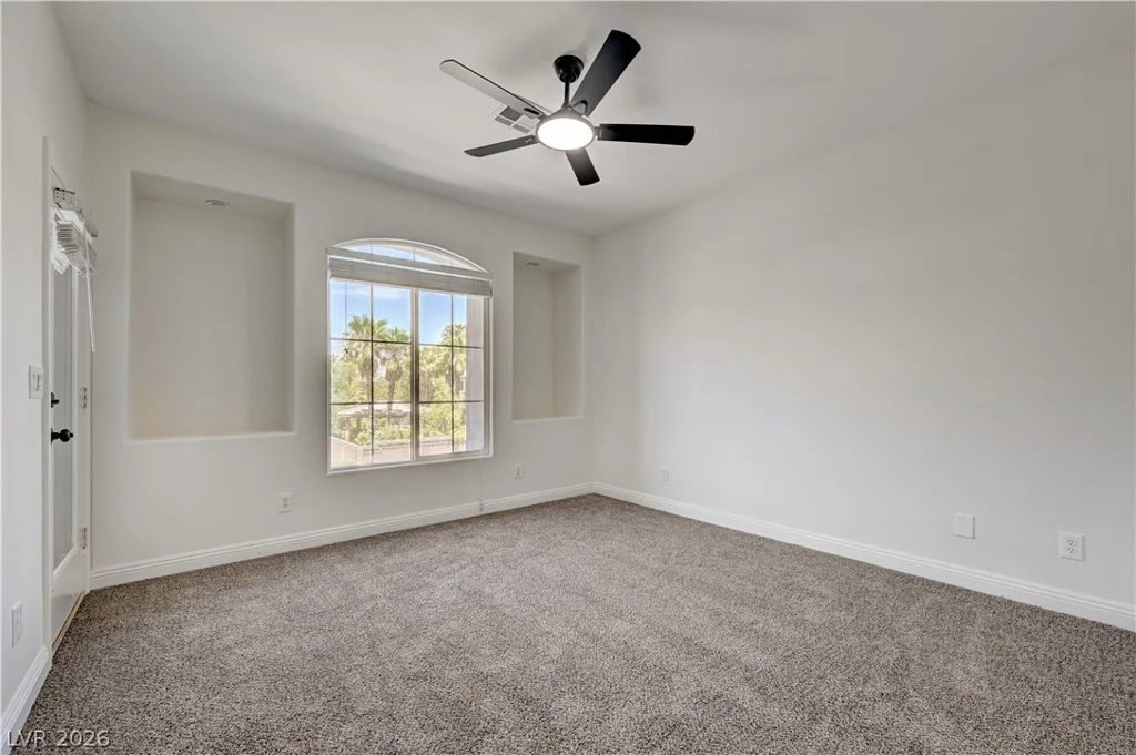 5817 Christine Falls, Las Vegas, NV 89130