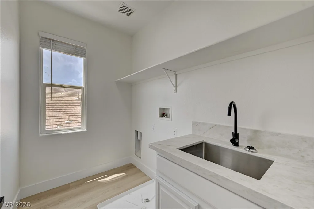 5817 Christine Falls, Las Vegas, NV 89130